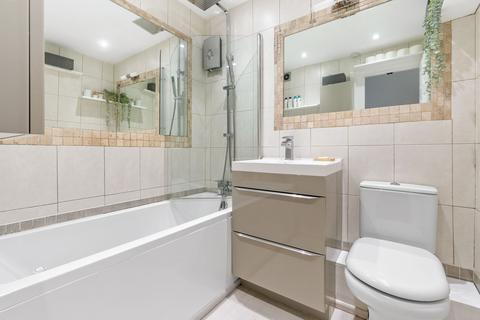2 bedroom maisonette for sale, Grove Road, Mitcham CR4