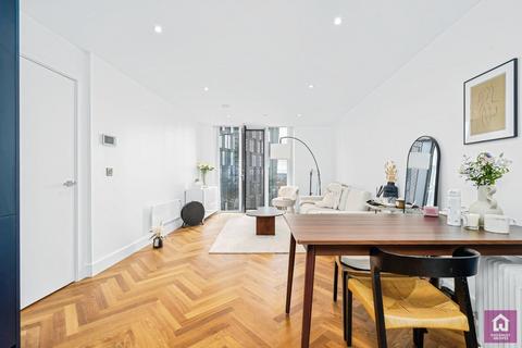 2 bedroom flat for sale, East Tower, Deansgate Square, Southern Gateway, Manchester City Centre, M15
