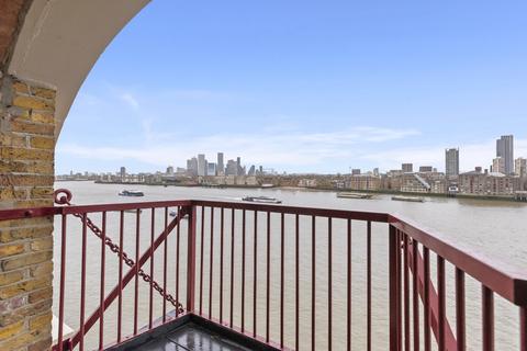 1 bedroom flat to rent, Wapping High Street, London