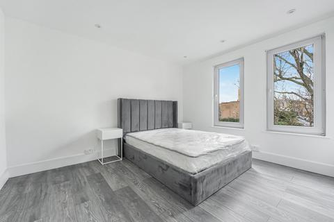1 bedroom flat to rent, Staveley Close, Islington, London