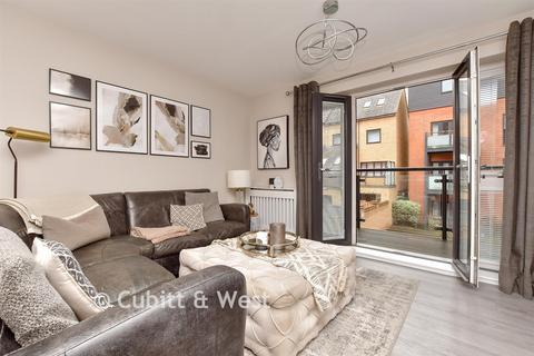2 bedroom flat for sale, Twill Way, Wallington, Surrey
