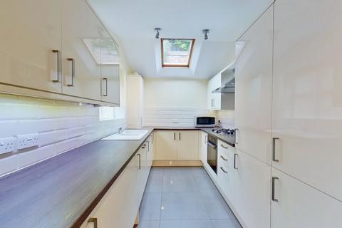 4 bedroom house to rent, Balfour Road, Lenton NG7