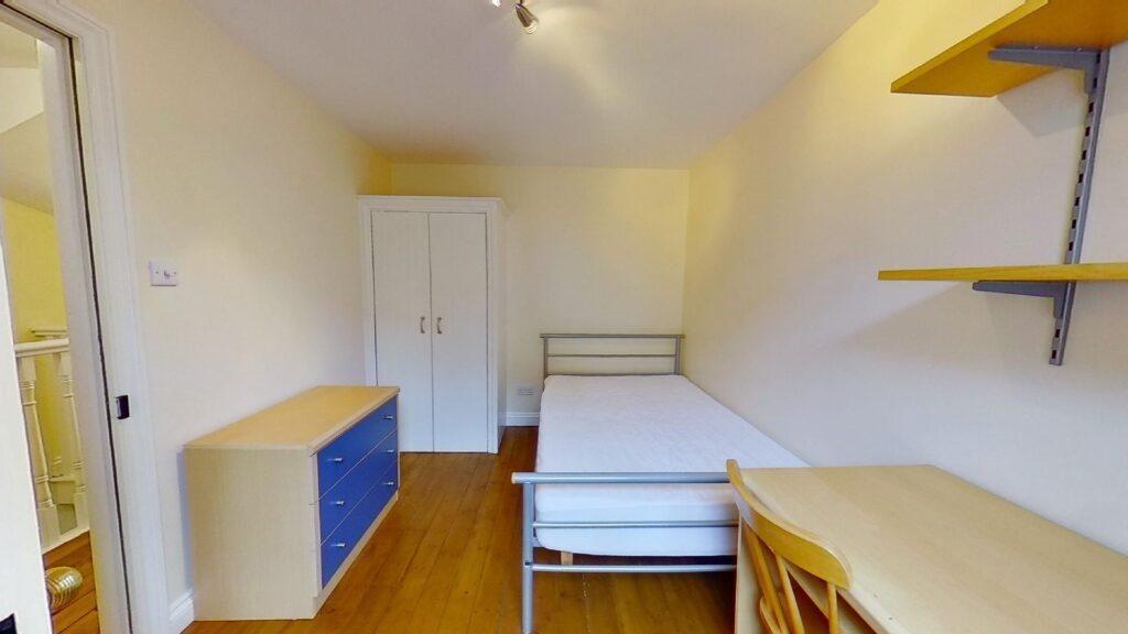 12-Balfour-Road-0411