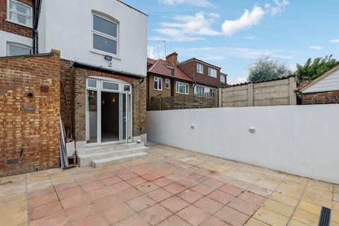 5 bedroom end of terrace house for sale, St. Leonards Road, East Sheen, London