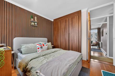 2 bedroom flat to rent, Greenwich High Road, Greenwich, London