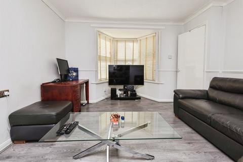 3 bedroom terraced house for sale, Yardley Green Road, Stechford, Birmingham