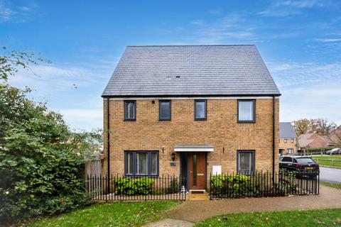 3 bedroom end of terrace house for sale, Whatman Drive, Maidstone
