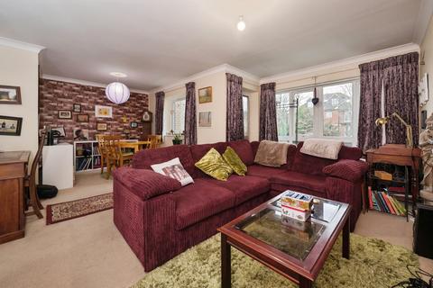 2 bedroom flat for sale, Regents Park Road, SOUTHAMPTON