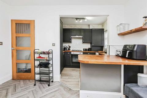 3 bedroom end of terrace house for sale, Uplands Avenue, Rowley Regis