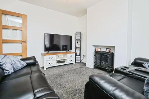 3 bedroom end of terrace house for sale, Uplands Avenue, Rowley Regis