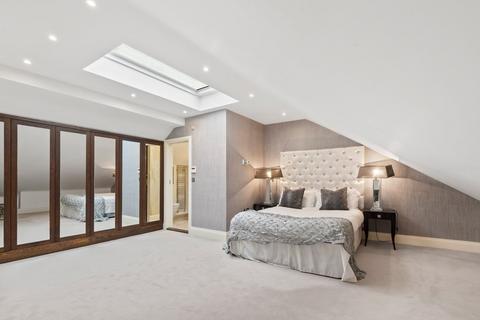 undefined, Hornton Place, London
