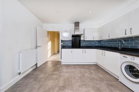 3 bedroom semi-detached house for sale, Hedge Furlong, Winslow, Buckingham