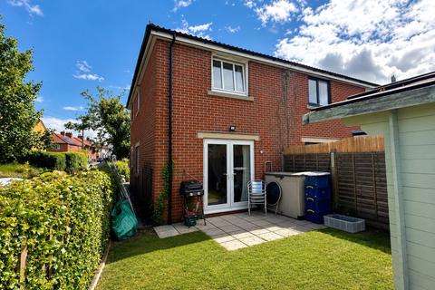 3 bedroom end of terrace house for sale, The Old Barnyard, Upton Scudamore