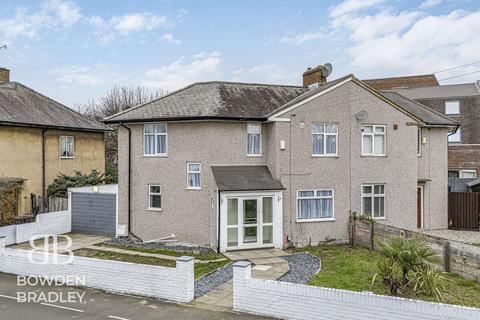 3 bedroom semi-detached house for sale, Lichfield Road, Dagenham, RM8