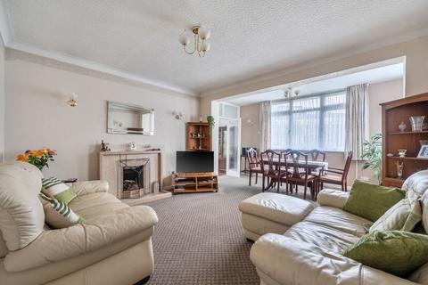 3 bedroom bungalow for sale, Gilroy Way, Orpington BR5