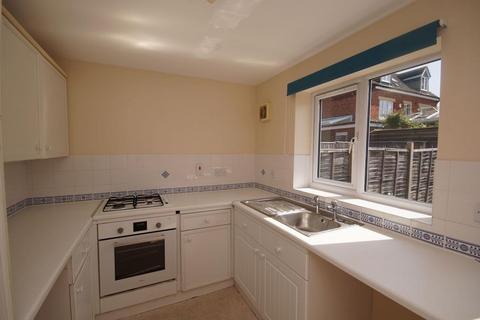 2 bedroom house to rent, Swindon Village GL51 0AP