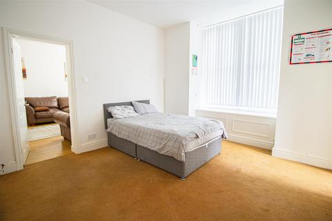 undefined, 1-Bed Apartment to Let on Garstang Road, Fulwood, Preston (Flat 2)