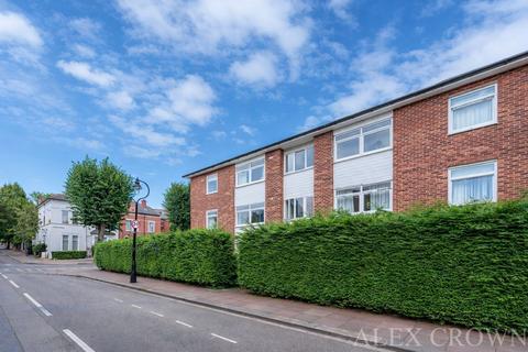 2 bedroom flat to rent, Birchington Court Crouch Hall Road, Crouch End