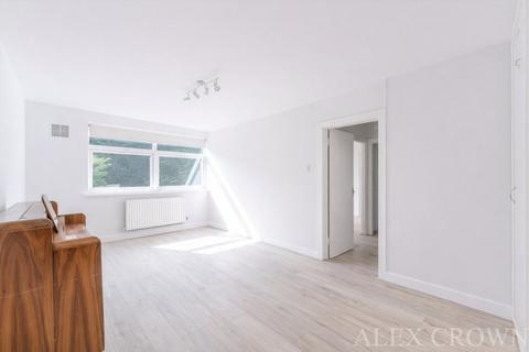 2 bedroom flat to rent, Birchington Court Crouch Hall Road, Crouch End