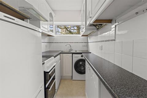 1 bedroom flat for sale, Buxton Road, Eastbourne BN20