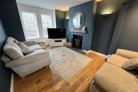 2 bedroom terraced house for sale, Christchurch Road, Barton on Sea, Hampshire. BH25 6QF