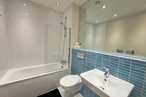 2 bedroom flat to rent, Newhall Street, Birmingham B3