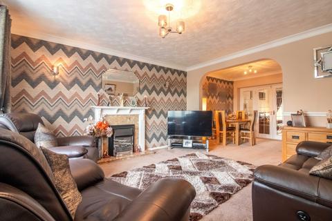 3 bedroom semi-detached house for sale, Quorndon Crescent, Long Eaton, Nottingham, Nottinghamshire, NG10