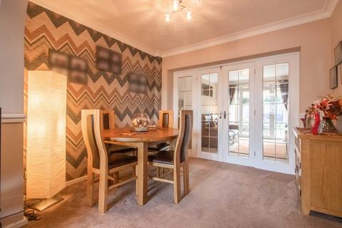 3 bedroom semi-detached house for sale, Quorndon Crescent, Long Eaton, Nottingham, Nottinghamshire, NG10
