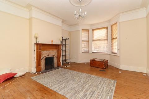 1 bedroom flat for sale, Connaught Road, Margate, Kent, CT9