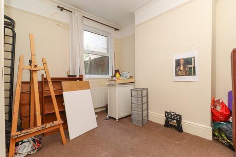 1 bedroom flat for sale, Connaught Road, Margate, Kent, CT9