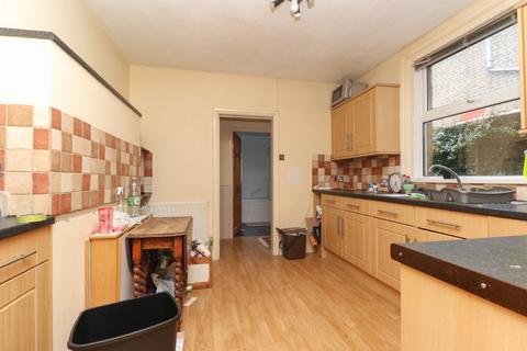 1 bedroom flat for sale, Connaught Road, Margate, Kent, CT9