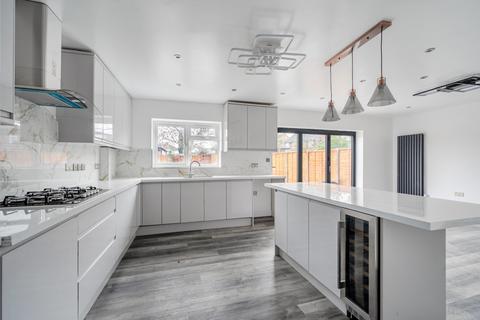 4 bedroom semi-detached house for sale, Lime Tree Walk, West Wickham, Kent, BR4
