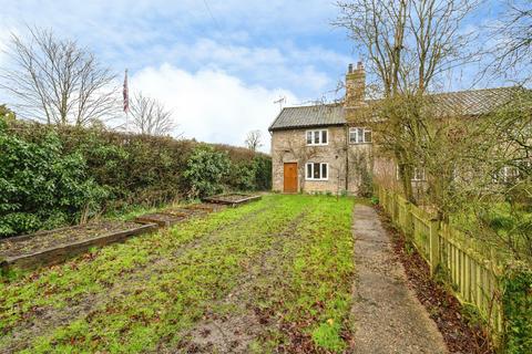 3 bedroom cottage for sale, Back Street, Garboldisham, Diss