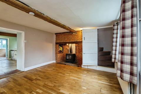 3 bedroom cottage for sale, Back Street, Garboldisham, Diss
