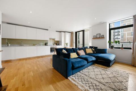 3 bedroom apartment for sale, 12 Scarlet Close, London E20