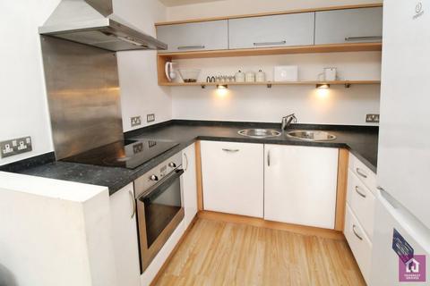 2 bedroom flat for sale, The Lock Building, Southern Gateway, Manchester City Centre, M1