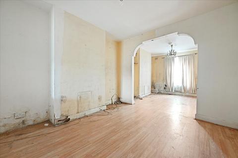 3 bedroom terraced house for sale, Cricklewood Lane, London, NW2