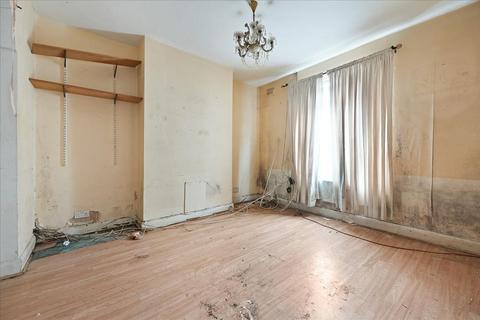 3 bedroom terraced house for sale, Cricklewood Lane, London, NW2