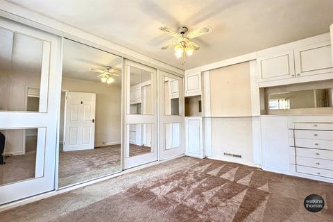 2 bedroom detached bungalow for sale, Highmore Street, Hereford, HR4