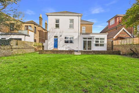 6 bedroom detached house for sale, Victoria Road, Worthing, BN11 1XE