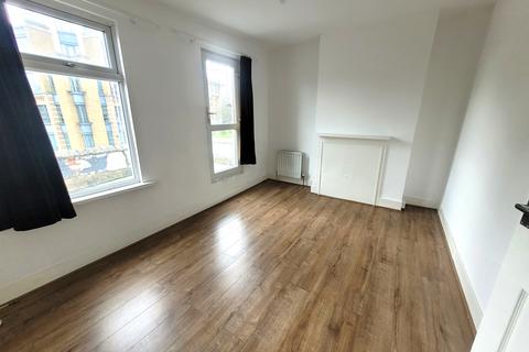 undefined, Bath Road, SLOUGH