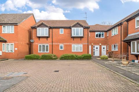 undefined, Abingdon Close,  Thame,  Oxfordshire,  OX9