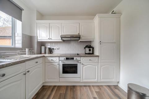 undefined, Abingdon Close,  Thame,  Oxfordshire,  OX9