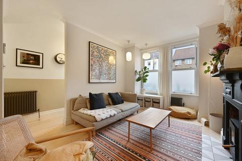 3 bedroom terraced house for sale, Neuchatel Road, London, SE6