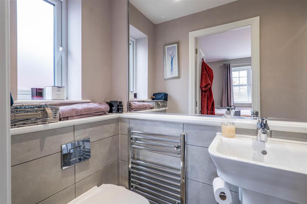 Master Bedroom Ensuite