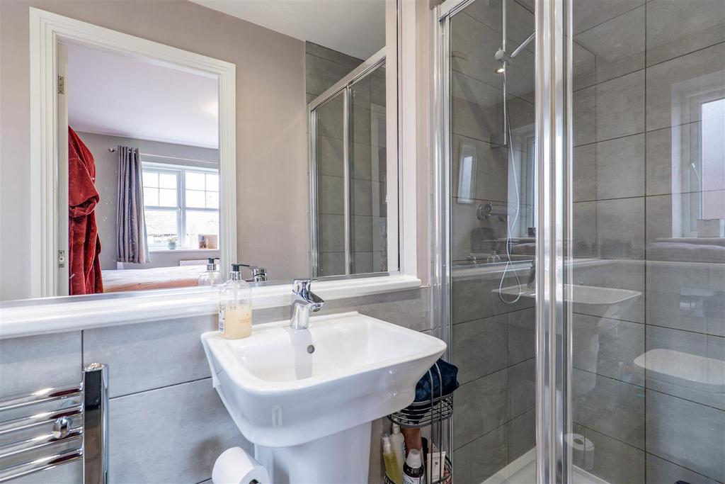 Master Bedroom Ensuite