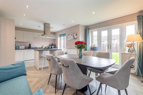4 bedroom detached house for sale, Stansfield Drive, Euxton, Chorley