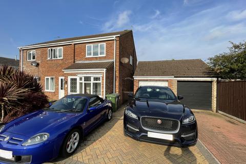 2 bedroom semi-detached house to rent, Styles Close, Bradwell, GREAT YARMOUTH