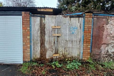 undefined, Garage at 19 Mayberry Close, Birmingham, West Midlands, B14 4PX