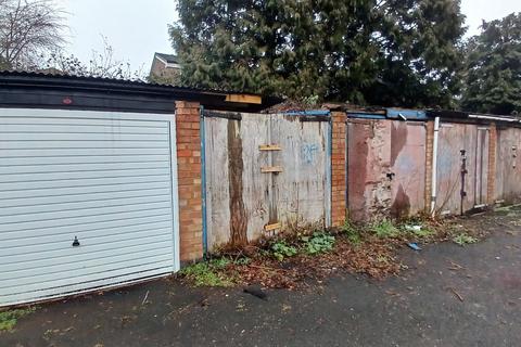 undefined, Garage at 19 Mayberry Close, Birmingham, West Midlands, B14 4PX